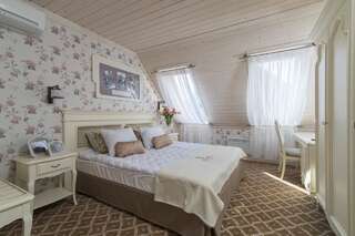 Отель Villa Mozart Трускавец Улучшенный двухместный номер с 1 кроватью-6